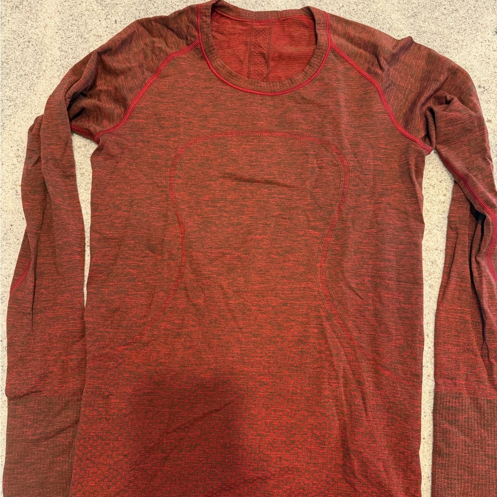 Lululemon LS swiftly heathered red sz 8